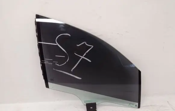 Porsche Panamera (971) Front door window glass four-door 971845020