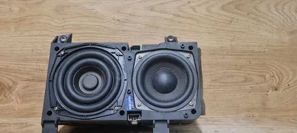 Volvo S40, V40 Subwoofer speaker 30630166