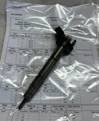 Mercedes-Benz E W211 Fuel injector A6420700587 060622 0445115027