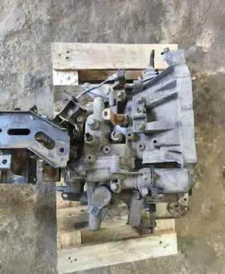 Toyota Yaris Automatic gearbox 60710344
