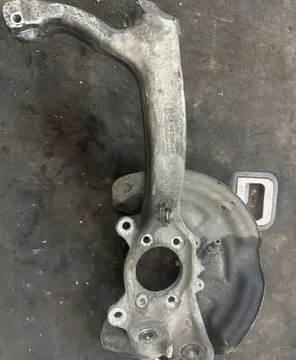 Audi A6 S6 C6 4F Front wheel hub spindle knuckle