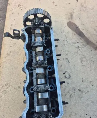 Volkswagen PASSAT B5 Engine head 028103373N