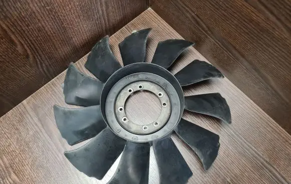 Iveco Daily 35 - 40.10 Fan impeller 50402464 504024647EA50
