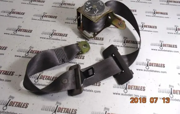 Lexus LS 430 Middle seatbelt (rear) 7C6950