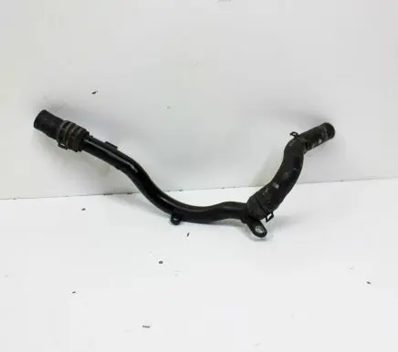 Audi Q7 4L Engine coolant pipe/hose 06E121044N
