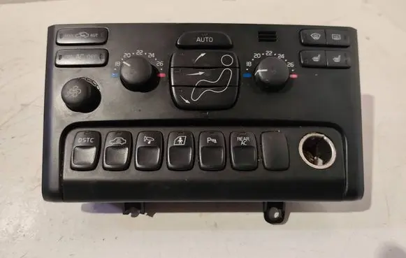 Volvo XC90 Climate control unit 8682734