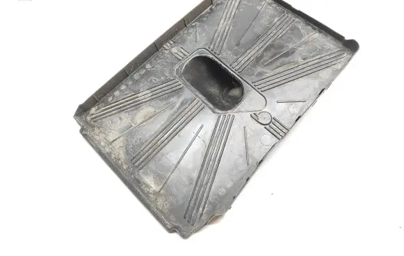 Battery tray