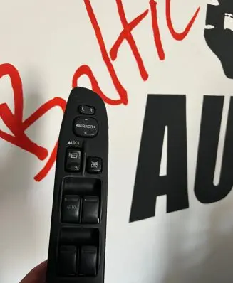 Subaru Impreza II Quarter vent window switch 