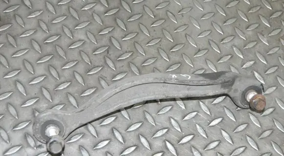 Chrysler 300 - 300C Rear upper control arm/wishbone