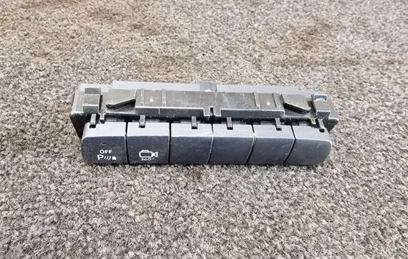 Mercedes-Benz C W205 Parking (PDC) sensor switch A2059058309 132000 132302