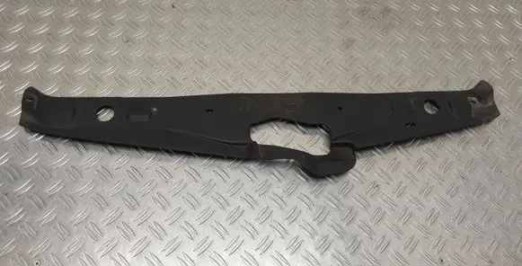 Toyota Corolla Verso E121 Radiator trim 5328913010