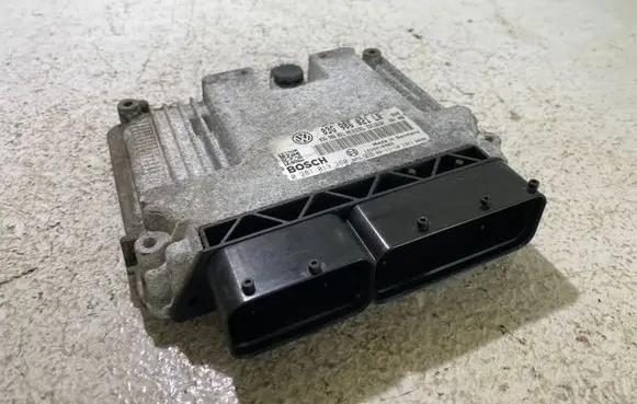 Volkswagen PASSAT B6 Engine control unit/module 03G906021AN 0281013260 03G906021LR