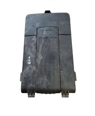 Volkswagen PASSAT B6 Battery box tray cover/lid 1K0915443A