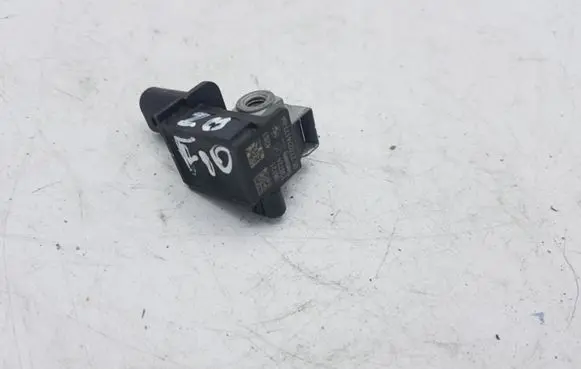 BMW 5 F10 F11 Airbag deployment crash/impact sensor 922417704