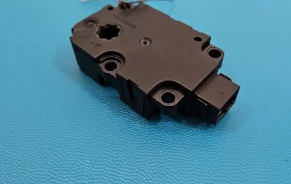 Audi Q7 4M A/C air flow flap actuator/motor CZ1139400051 IMPRK1566588