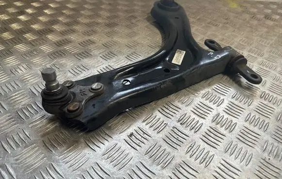 Front lower control arm/wishbone