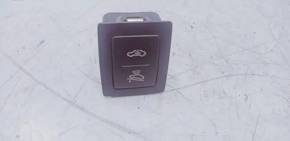 Volkswagen Transporter - Caravelle T5 Alarm switch 