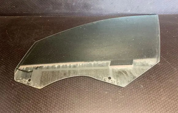 BMW 5 F10 F11 Front door window glass four-door 43R00050 E000292 12345789
