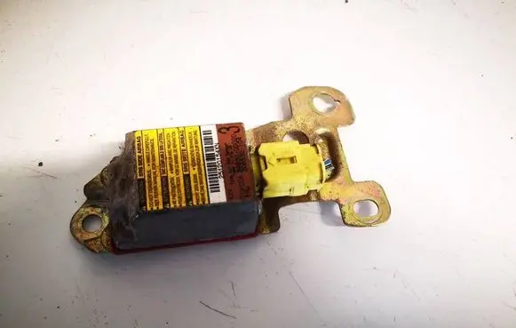 Toyota Yaris Airbag deployment crash/impact sensor 898300d020