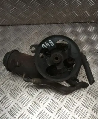 Toyota Yaris Power steering pump
