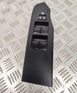 Toyota Auris E180 Electric window control switch 7423202E20 515220