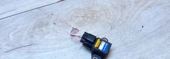Subaru Outback Airbag deployment crash/impact sensor 4991000430