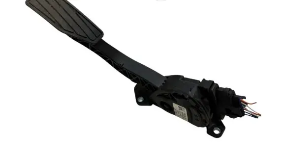 Suzuki Grand Vitara II Accelerator throttle pedal I590065J00 6PV00907400