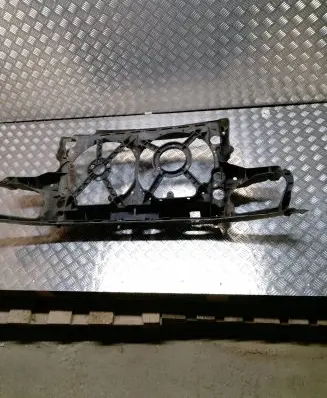 Volkswagen Golf III Radiator support slam panel