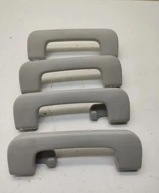 Audi A6 S6 C6 4F A set of handles for the ceiling 8P0857607C 8P0857607 8P0857608A