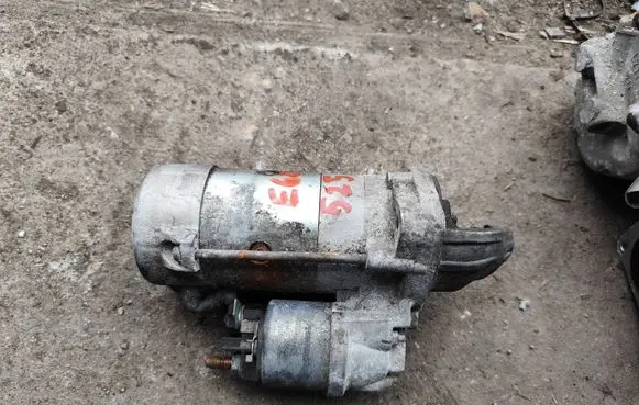 BMW 5 E60 E61 Starter motor 7788680 E5511V MS4280000660