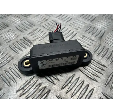 Mercedes-Benz GLK (X204) ESP (stability system) control unit A0055421918 10170106303 GD70A20QZZ