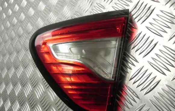 Renault Captur Rear/tail lights 265500812R A1079