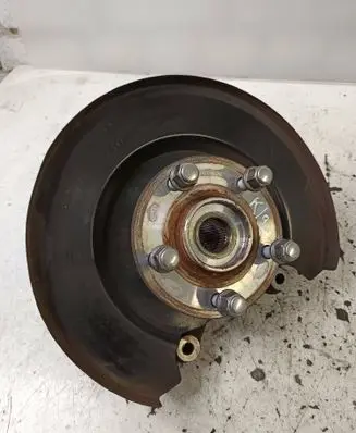 Fiat Freemont Rear wheel hub 04779908AB