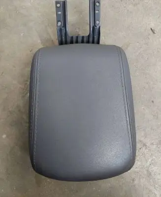 Volvo V50 Armrest