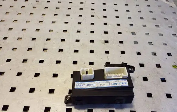 Lexus RX 330 - 350 - 400H Other control units/modules 8922748010