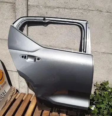 Volvo XC40 Rear door 