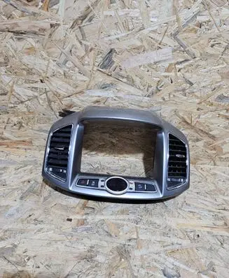 Chevrolet Captiva Panel trim 