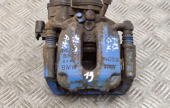 Rear brake caliper