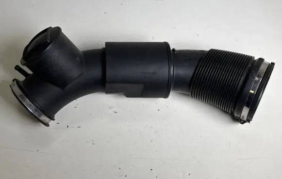 Audi A7 S7 4G Air intake duct part 06E129615M