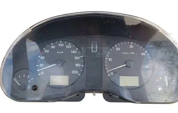 Volkswagen Sharan Speedometer (instrument cluster) 7M0919862S