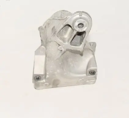 Engine mounting bracket