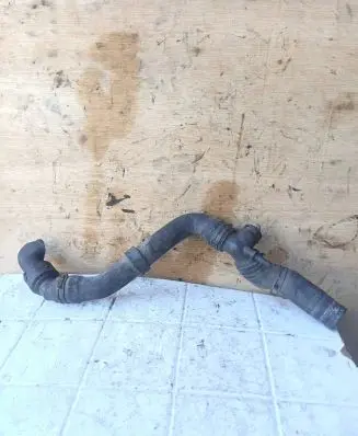 Audi A3 S3 8L Engine coolant pipe/hose 8l0122101b