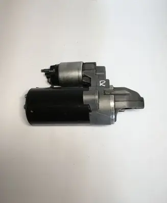 Toyota Avensis T270 Starter motor 0001138064 281000X040