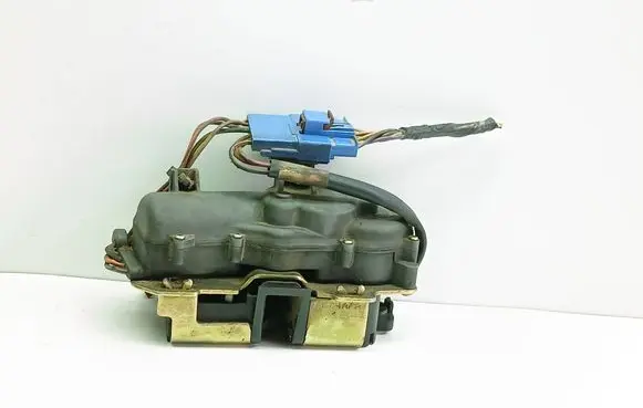 Chrysler Grand Voyager IV Tailgate/trunk/boot lock/catch/latch 887AA