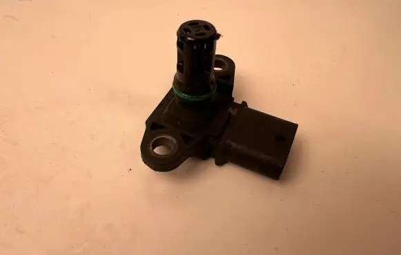BMW 5 F10 F11 Air pressure sensor 7599042