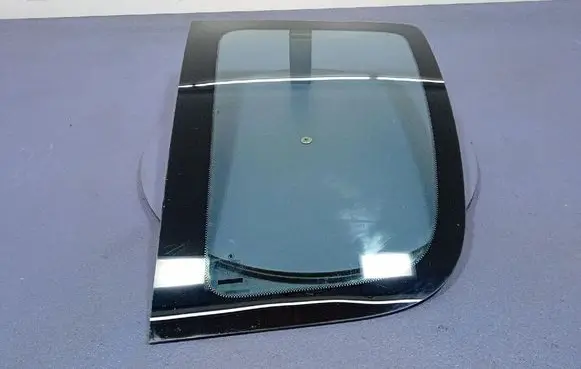 Skoda Roomster (5J) Rear side window 