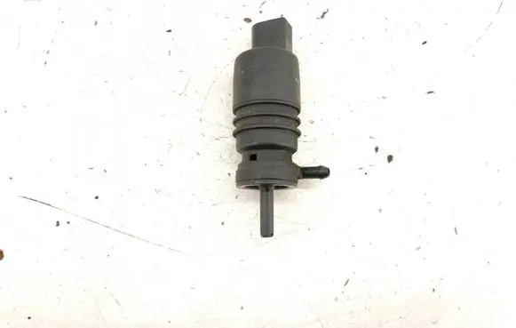 Mercedes-Benz ML W163 Windshield washer spray nozzle 2108690821 2108690921