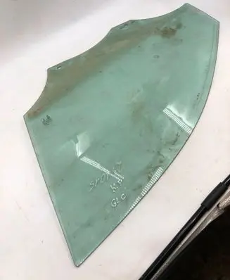 Mercedes-Benz GLC C254 Front door window glass four-door 43r00050