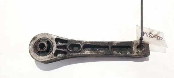 Volkswagen PASSAT B6 Engine mount bracket 3c0199855a