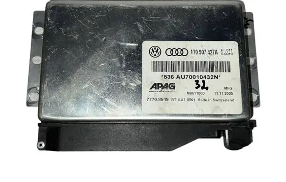Volkswagen Touran I Gearbox control unit/module 1T0907427A M0011000 77708549